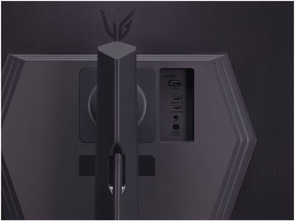 LG UltraGear 27